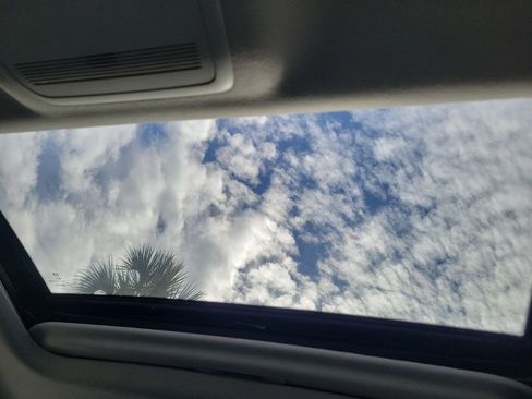 New 2022 MAZDA MAZDA3 s image 33