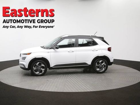 Used 2025 Hyundai Venue Limited FWD image 58
