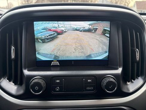 Used 2022 Chevrolet Colorado LT w/ Fleet Safety Package image 23