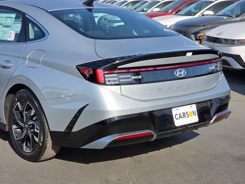 New 2025 Hyundai Sonata SEL image 9