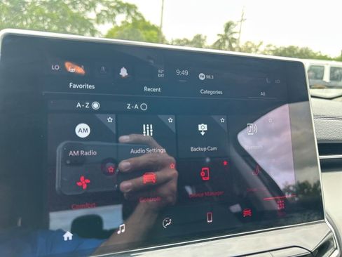 Certified 2022 Jeep Compass Limited image 13