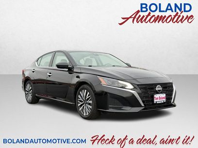 Used 2024 Nissan Altima 2.5 SV