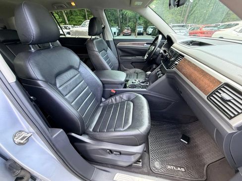 Used 2018 Volkswagen Atlas SEL Premium AWD/4WD image 25