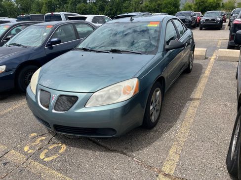 Used 2009 Pontiac G6 Sedan FWD image 1
