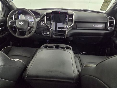 Used 2026 RAM 2500 Laramie AWD/4WD image 34