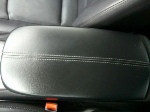 Used 2017 Chevrolet Malibu LT w/ Leather Package FWD image 86