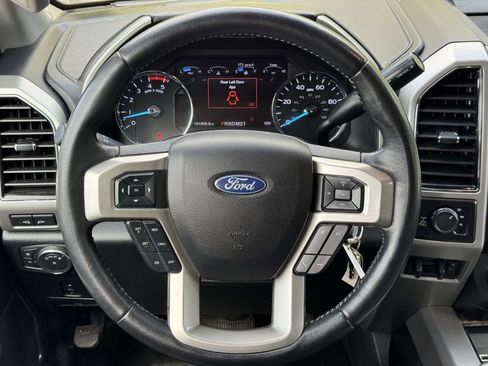Used 2019 Ford F250 Lariat w/ Lariat Value Package AWD/4WD image 10