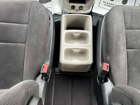 Used 2014 Dodge Grand Caravan SE w/ Quick Order Package 29E SE FWD image 18