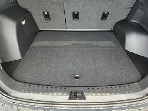 New 2026 Chevrolet Equinox LT w/ Convenience Package II FWD image 20