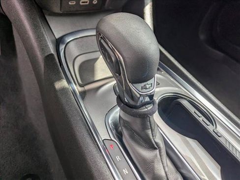Used 2023 Chevrolet Malibu LT FWD image 11