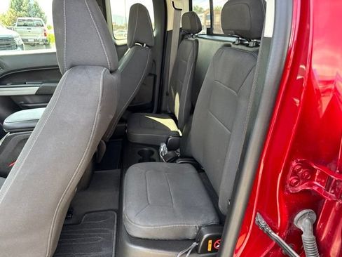 Used 2021 Chevrolet Colorado LT w/ LT Convenience Package AWD/4WD image 14