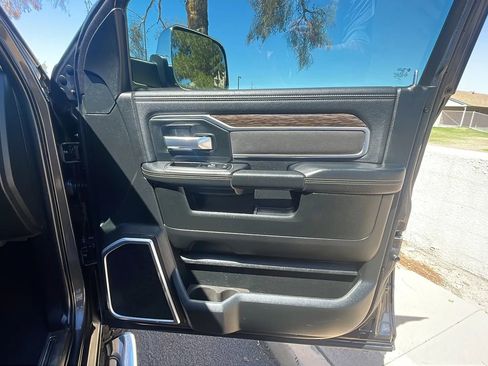 Used 2019 RAM 3500 Laramie image 10