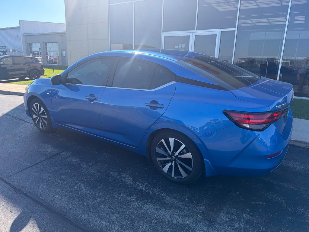 Used 2024 Nissan Sentra SV w/ SV Premium Package FWD image 4