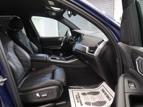Used 2023 BMW X5 xDrive40i w/ Premium Package AWD/4WD image 19