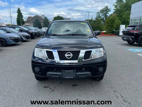 Used 2019 Nissan Frontier SV AWD/4WD image 2