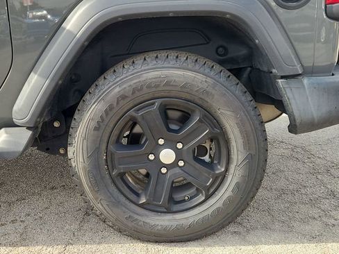Used 2020 Jeep Wrangler Sport image 30