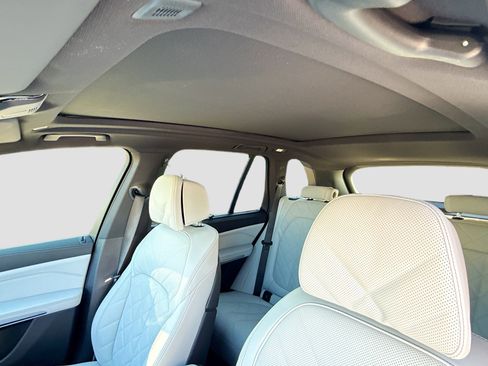 New 2026 BMW X5 xDrive40i w/ Executive Package image 27