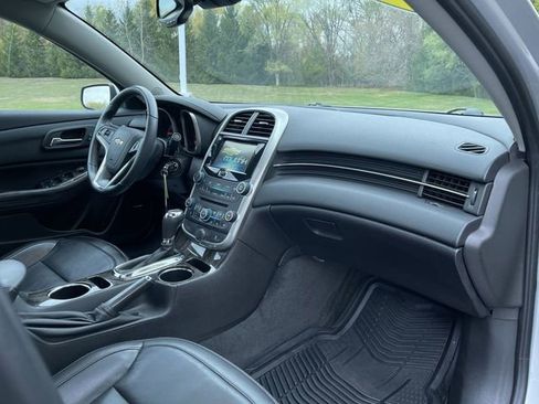 Used 2015 Chevrolet Malibu LTZ image 28