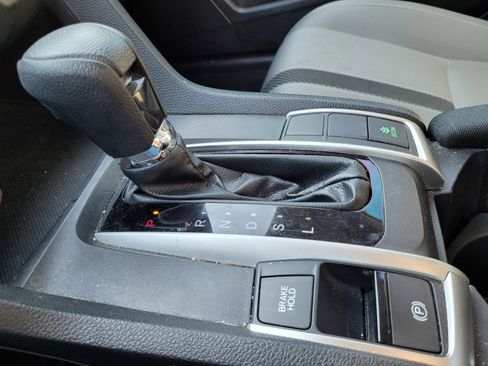 Used 2018 Honda Civic LX image 24