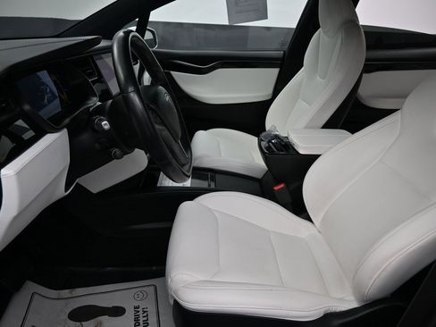 Used 2021 Tesla Model X Long Range image 26