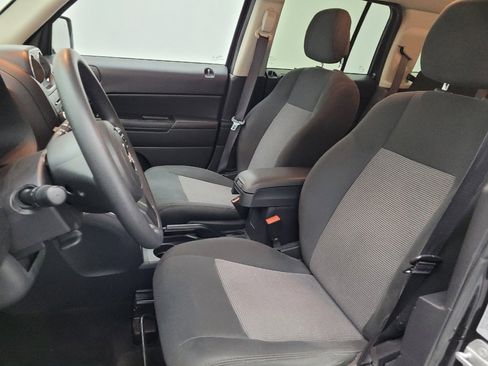 Used 2016 Jeep Patriot Sport w/ Power Value Group image 17