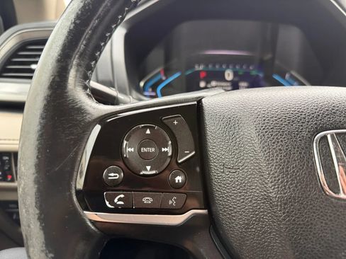 Used 2018 Honda Odyssey Touring image 32