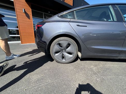 Used 2022 Tesla Model 3 RWD image 28