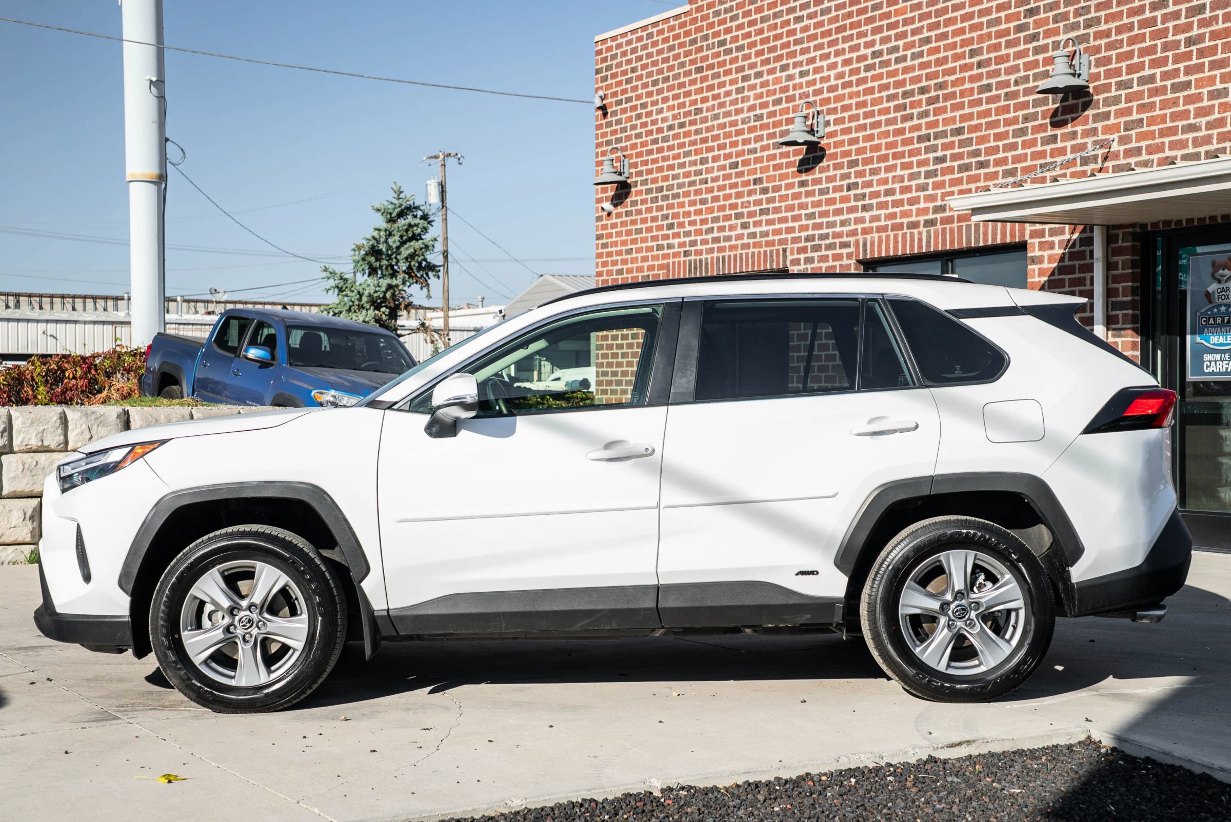 Used 2024 Toyota RAV4 XLE w/ Convenience Package AWD/4WD image 3