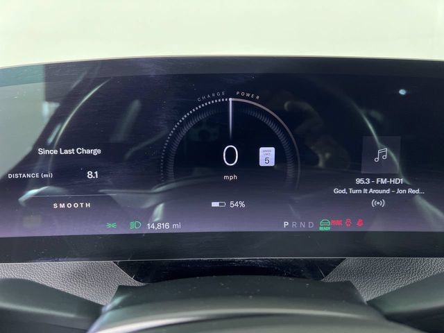 Used 2024 Lucid Air Touring AWD/4WD image 11