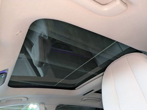 Certified 2023 Mercedes-Benz EQS 580 4MATIC SUV image 16