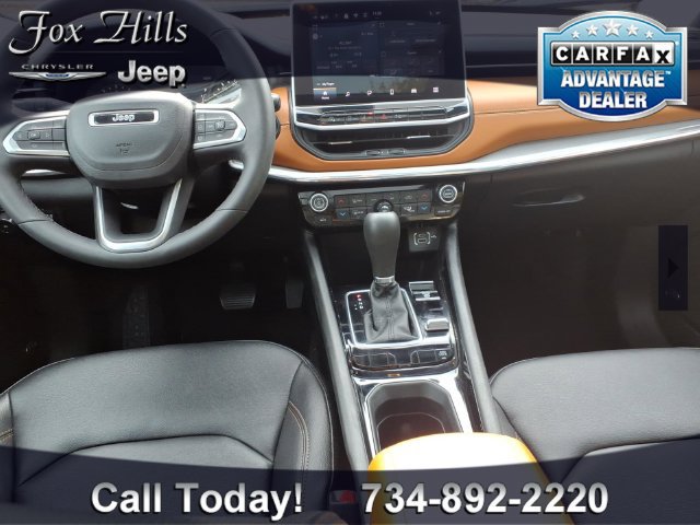 Certified 2024 Jeep Compass Limited w/ Sun and Sound Group AWD/4WD image 13