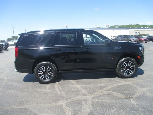 Used 2022 GMC Yukon AT4 AWD/4WD image 6