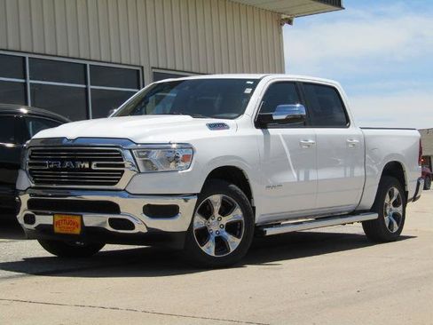 Used 2023 RAM 1500 Laramie AWD/4WD image 12