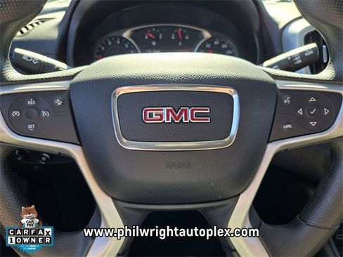 Used 2024 GMC Terrain SLE w/ Driver Convenience Package image 21