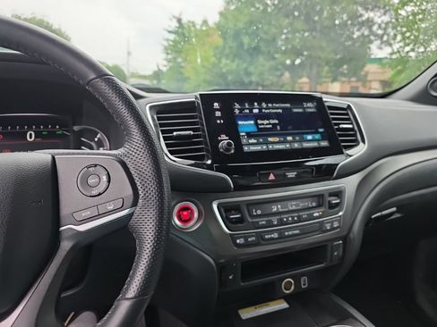 Certified 2023 Honda Passport EX-L image 19
