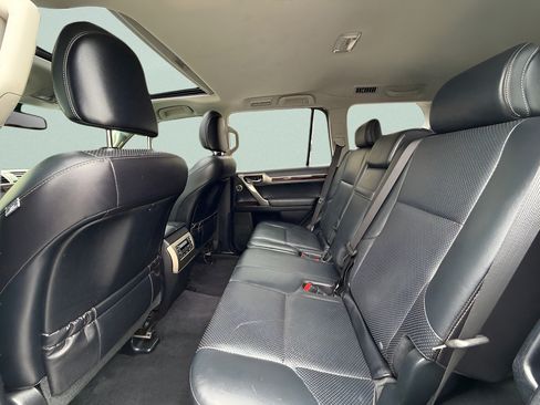 Used 2014 Lexus GX 460 Luxury AWD/4WD image 22