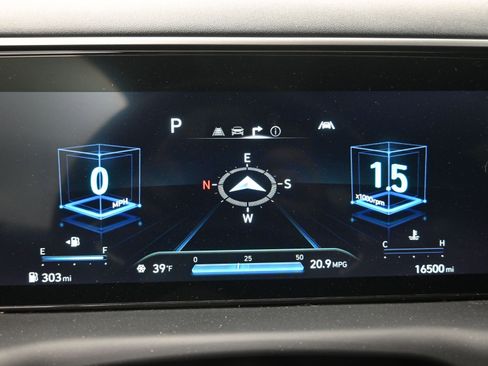 Used 2024 Hyundai Santa Cruz Limited image 18