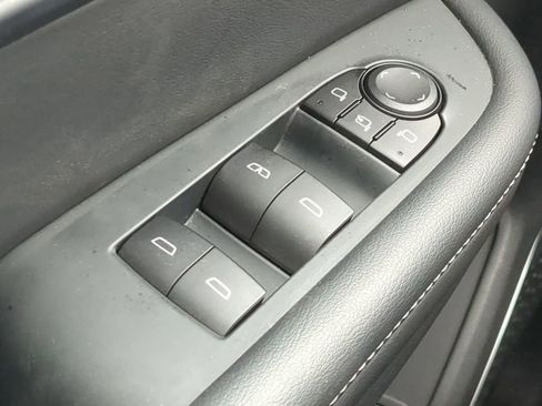 Used 2025 Buick Enclave Preferred image 24