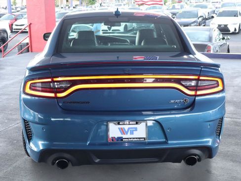 Used 2022 Dodge Charger SRT Hellcat RWD image 6