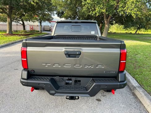 Certified 2025 Toyota Tacoma 4x4 Double Cab Hybrid image 5