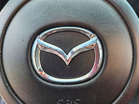 Used 2024 MAZDA MAZDA3 s AWD/4WD image 32