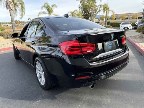 Used 2018 BMW 320i Sedan image 18