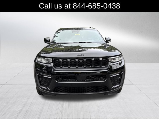 New 2027 Jeep Grand Cherokee L Limited AWD/4WD image 2