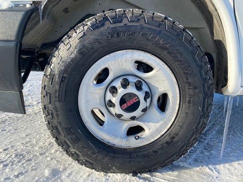 Certified 2024 GMC Savana 2500 Extended image 18