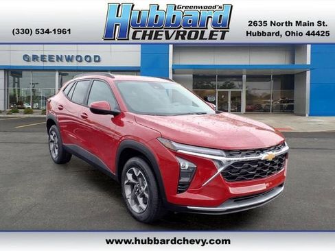 New 2026 Chevrolet Trax LT w/ Driver Confidence Package FWD image 1