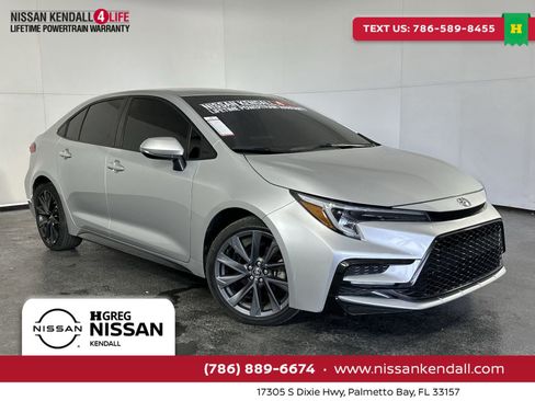 Used 2024 Toyota Corolla SE image 1