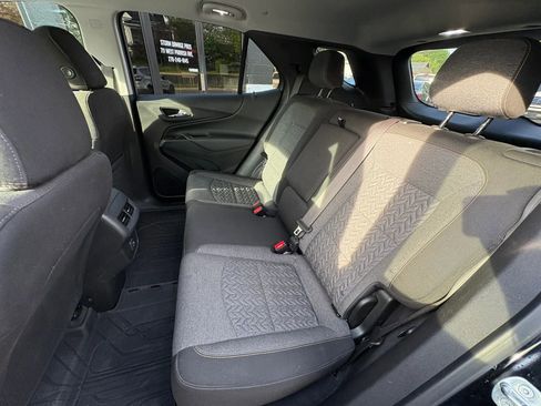 Used 2022 Chevrolet Equinox LT FWD image 15