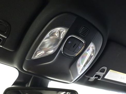 Used 2025 Jeep Compass Latitude AWD/4WD image 26