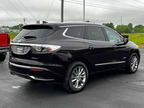 Used 2023 Buick Enclave Avenir w/ Avenir Technology Package image 4