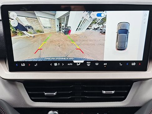 New 2025 Ford Explorer Active image 25